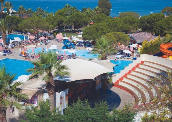 Hôtel Batihan Beach Resort & Spa 4* Hôtel Batihan Beach Resort & Spa 4* - photo 1