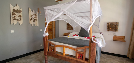 Combiné Ôclub Experience Nest Style Beach Hotel 4* & Safari 1 nuit dans la réserve de Selous en avion, Circuit Tanzanie, Zanzibar par Ôvoyages Combiné Ôclub Experience Nest Style Beach Hotel 4* & Safari 1 nuit dans la réserve de Selous en avion, Circuit Tanzanie, Zanzibar par Ôvoyages