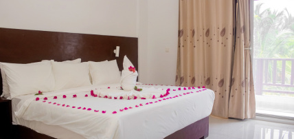 Combiné Smart Club Malika Nungwi 4* + Safari 1 nuit dans la réserve de Selous, Séjour Tanzanie, Zanzibar par Ôvoyages Combiné Smart Club Malika Nungwi 4* + Safari 1 nuit dans la réserve de Selous, Séjour Tanzanie, Zanzibar par Ôvoyages