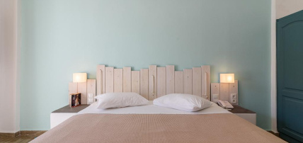 Boutique Hôtel Iris 3*, Séjour Grèce & ses îles, Cyclades, Santorin par Ôvoyages Boutique Hôtel Iris 3*, Séjour Grèce & ses îles, Cyclades, Santorin par Ôvoyages