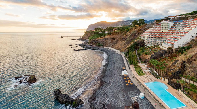 Hôtel Orca Praia 4* Adult Only +16 by Ôvoyages, Séjour Portugal, Madère, Île de Madère par Ôvoyages Hôtel Orca Praia 4* Adult Only +16 by Ôvoyages, Séjour Portugal, Madère, Île de Madère par Ôvoyages