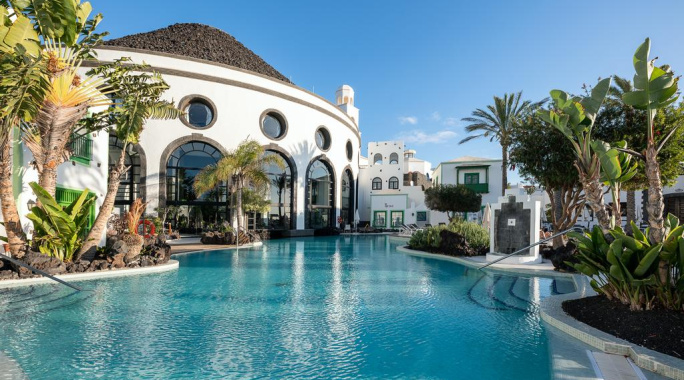 Hôtel LIVVO Volcan Lanzarote 5* by Ôvoyages, Séjour Espagne & ses îles, Canaries, Lanzarote par Ôvoyages Hôtel LIVVO Volcan Lanzarote 5* by Ôvoyages, Séjour Espagne & ses îles, Canaries, Lanzarote par Ôvoyages
