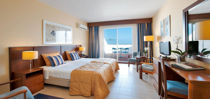 Hôtel Rocamar Lido Resorts 4*, Séjour Portugal, Madère, Île de Madère par Ôvoyages Hôtel Rocamar Lido Resorts 4*, Séjour Portugal, Madère, Île de Madère par Ôvoyages