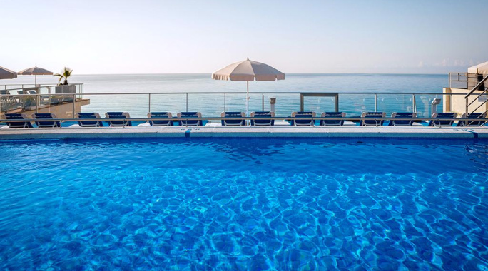 Hôtel Htop Pineda Palace 4* Sup Adult Only +18, Séjour Espagne & ses îles, Espagne continentale, Barcelone & sa région par Ôvoyages Hôtel Htop Pineda Palace 4* Sup Adult Only +18, Séjour Espagne & ses îles, Espagne continentale, Barcelone & sa région par Ôvoyages