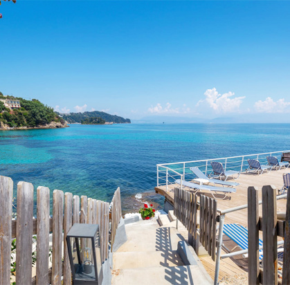 Hôtel Oasis 3*, Séjour Grèce & ses îles, Corfou par Ôvoyages Hôtel Oasis 3*, Séjour Grèce & ses îles, Corfou par Ôvoyages